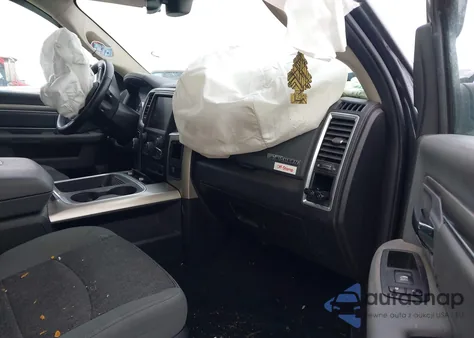 2017 Ram 1500 Big Horn 4X4 5'7 Box из США, поврежденный, VIN 1C6RR7LM7HS874325